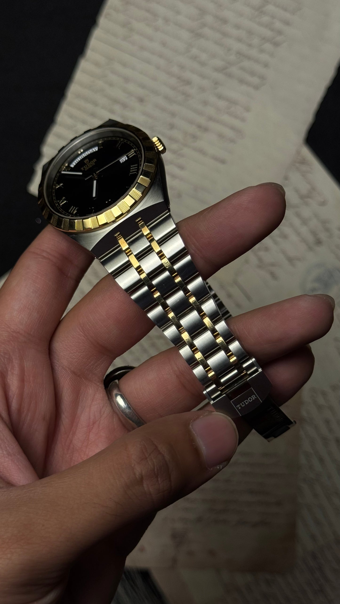 Tudor Royal M28603-0003
