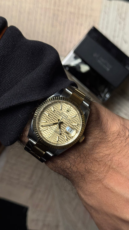 Rolex Datejust 126233 Motif Dial